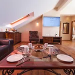 דירה Atemberaubendes Penthouse Direkt Am Mit Meerblick, 2 Bikes, Fussbodenheizung, Privatparkplatz