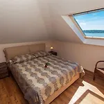 Atemberaubendes Penthouse Direkt Am Mit Meerblick, 2 Bikes, Fussbodenheizung, Privatparkplatz דירה *
