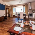 Atemberaubendes Penthouse Direkt Am Mit Meerblick, 2 Bikes, Fussbodenheizung, Privatparkplatz קריקווניצה
