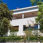 Atemberaubendes Penthouse Direkt Am Mit Meerblick, 2 Bikes, Fussbodenheizung, Privatparkplatz דירה