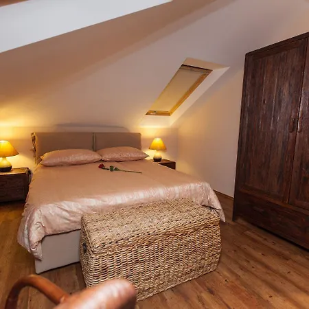 Atemberaubendes Penthouse Direkt Am Mit Meerblick, 2 Bikes, Fussbodenheizung, Privatparkplatz Apartman Crikvenica